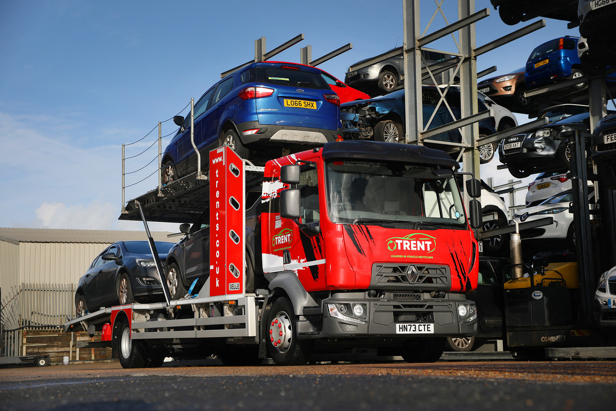 Driver Comfort wins Renault Trucks Deal with Charles Trent