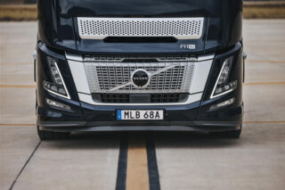 On Scene Issue Eleven: Volvo Trucks FH 780