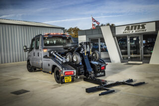 AMS Recovery Truck Bodies, On Scene Issue 15