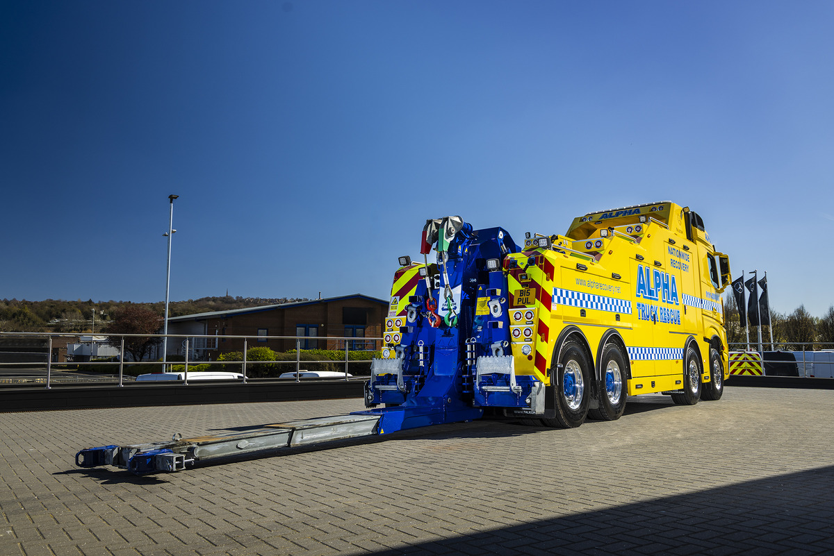 Alpha Recovery Expands with First Mercedes-Benz Arocs